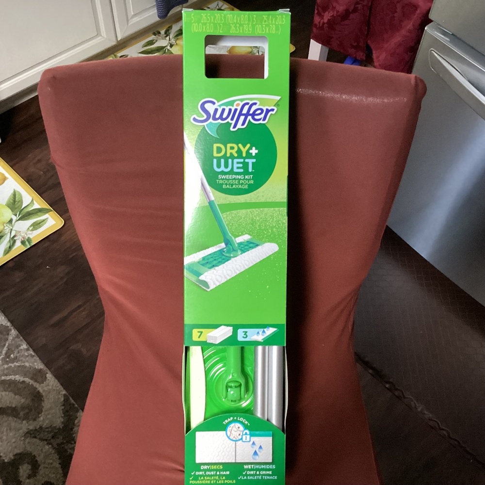 Swiffer Wet + Dry Sweeping Kit NEW